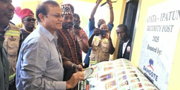 Kamfanin Siminti ta Dangote Cement Ta Kaddamar da Sansanonin Tsaro a garuruwan Jihar Kogi