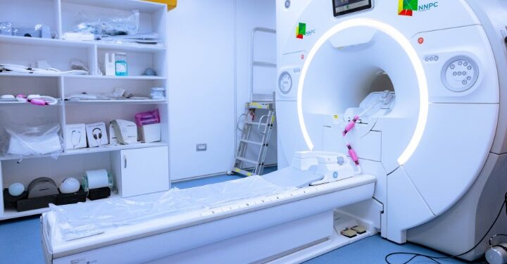 NNPC Ta Bai wa Asibitin Dala Na’urar MRI Mai Inganci