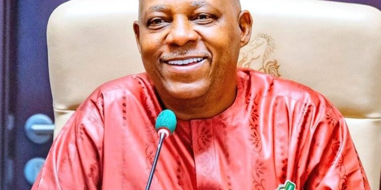 Gwamna Yusuf Ya Kai Ziyaran Gaisuwa da Girmamawa ga Mataimakin Shugaban Kasa Shettima, Ya Taya Shi Murna Bisa Fitowarsa a Matsayin Abokin Takaran Tinubu