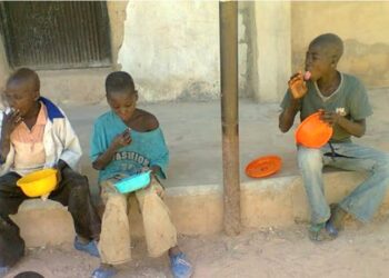 Gwamnatin Tarayya ta kaddamar da Sauyi a Ilimin Almajiranci ta Kuma haramta bara a titi